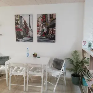 Elena Apartment